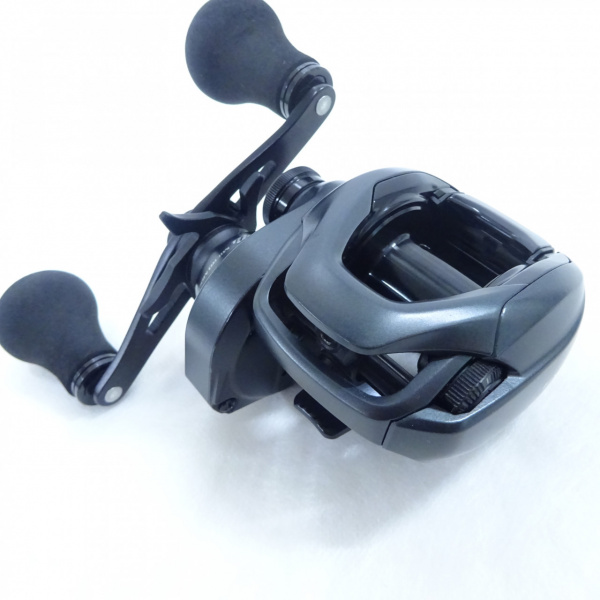 20エクスセンスDCSS XG 右